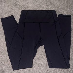 Black lululemon leggings
